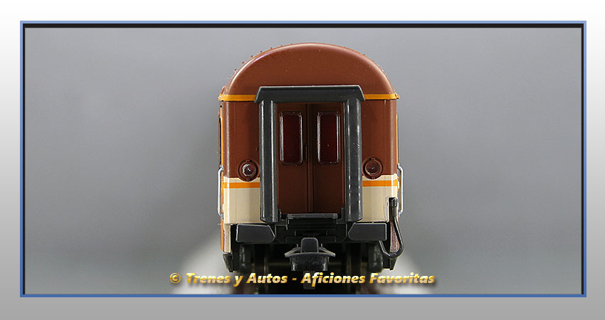 Coche pasajeros Serie 10000 AA-10001 "Estrella" - Renfe